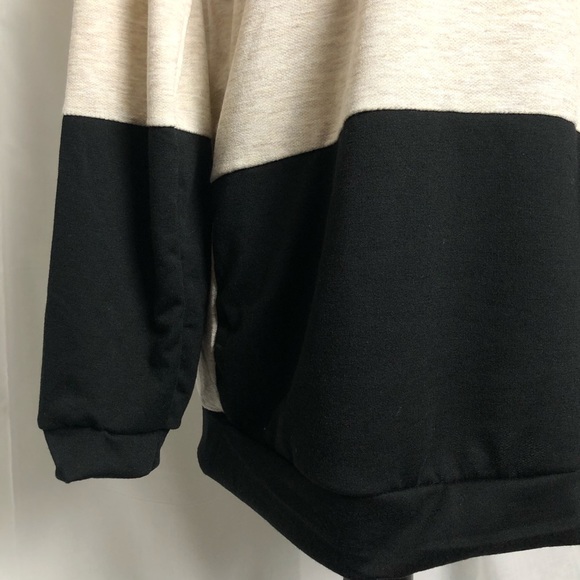 Color Block Cheetah Knit Top - Picture 6 of 7